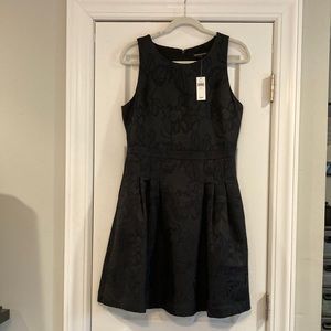 NWT! Banana Republic Sleeveless Pleated A-Line Dress in Navy